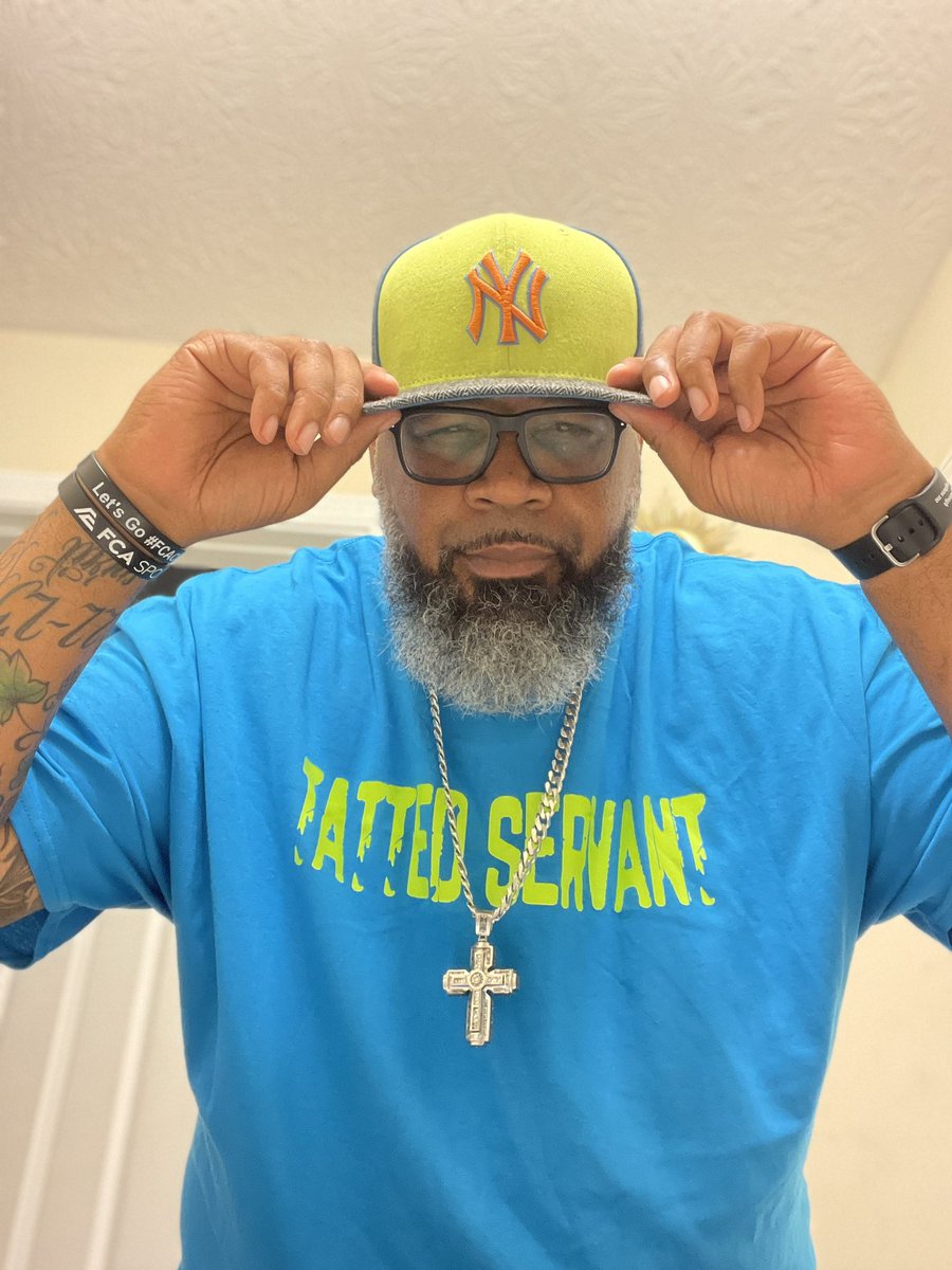 DaryleLSmith's tweet photo. Today’s Drip Wear
#YankeesFit #Lebron19 #Xbox #TattedServant @ahmiryoung 
 @uncle_rjs 
@KidFromTheX @CallMeCoachVP @LiCkMyJs @TheDon8708 @5aluteMeImPaige @LexxDaTurtle @mizz_tae @mdeeeeee_ @LadySideshow @MagMr44 @CoachWes03 @ALilBitOfEryn @IngloriousGUIDO
@kp0pkicks https://t.co/KX9cjfdPuz
