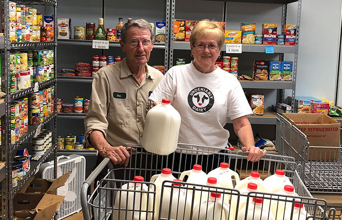 Food insecurity is real. This year, 45% of food banks saw an increase in the number of people served. Dairy farmers want everyone to benefit from the food they produce each day. Read how they partner with food banks to help fight hunger. bit.ly/3CuH3iN #HungerActionDay