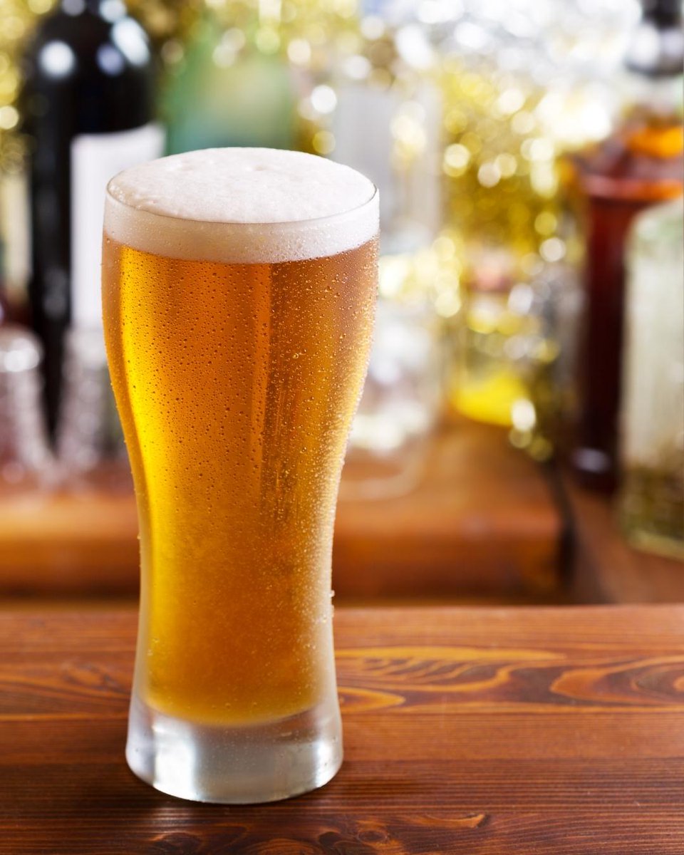 McCullysNewark's tweet photo. Relax and unwind with some baseball &amp; beer 🤩🍻

Who's coming to watch some MLB at McCully's tonight? ⚾

#McCullys #IrishPub #DelawareBar #SportsBar #LocalBeer #BOGOWings #BeerLovers #BonelessWings https://t.co/q3Bip0bYuw