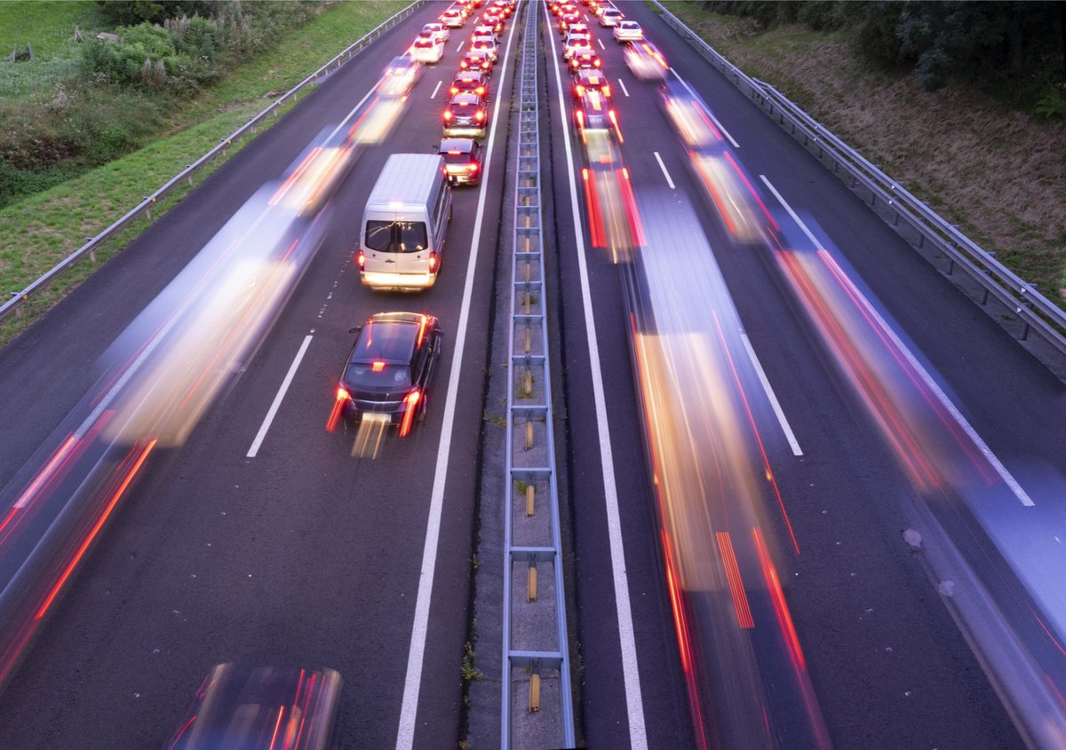 Liberty_Trans's tweet photo. Besoin d’un transfert rapide entre les deux aéroports d'Orly et de Roissy CDG ?
Réservez votre chauffeur moto taxi avec Liberty Trans 
https://t.co/wnrvOIDxej
Liberty Trans Taxi moto sur Google : https://t.co/tP0taLSapf https://t.co/F1toTowIh7