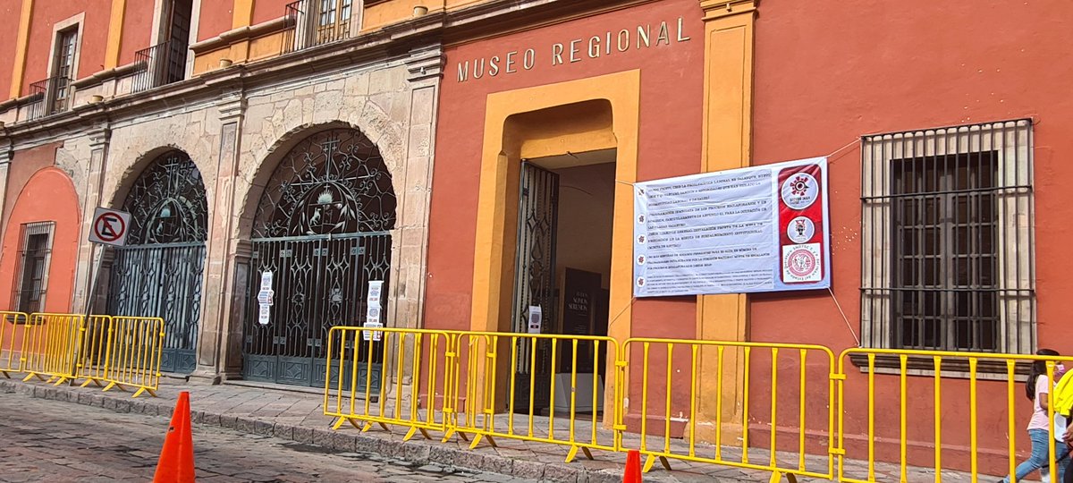 SndtscQ's tweet photo. ¡Museo Regional de Querétaro integrándose al Plan de Acción Nacional! 

👊🏼 ¡Súmate a la lucha! 💪🏼¡Unidos y Organizados Venceremos!

#SectorINAHluchando
#MovilizaciónNacionalSectorINAH 
#FortalecimientoalINAH
#SectorINAH
#SNDTSC https://t.co/GlKX1rSFyA