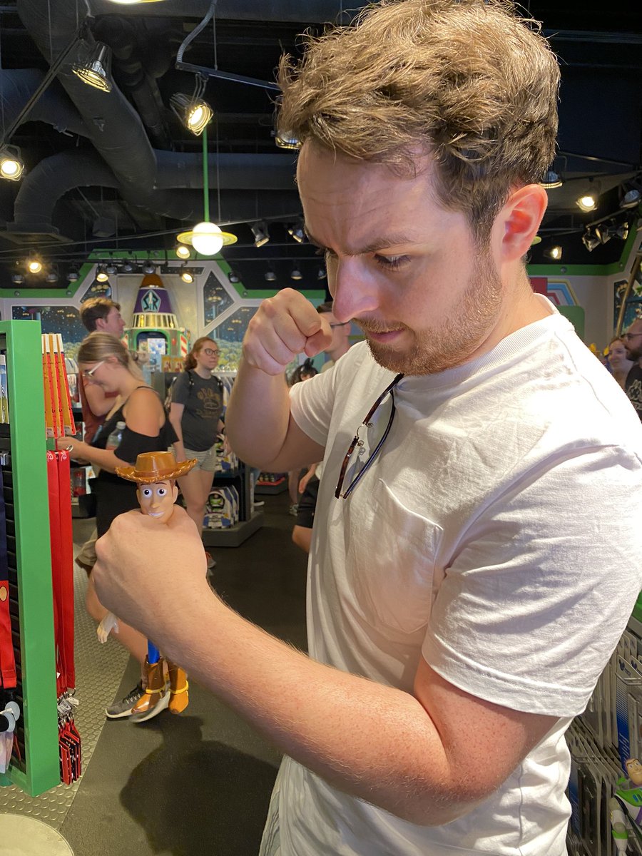 Smallishbeans's tweet image. After a week in the USA with Jimmy, today I finally lost it