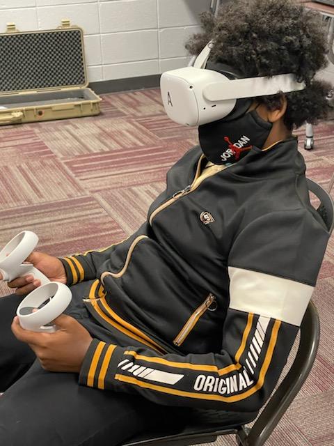 WeaverMiddle's tweet photo. Thank you to My Local Experts for partnering with Weaver today! Our Virtual Reality Club is engaged and focused on job skill development!!
#Built4Bibb
#Built4the21stCentury
#WeaverStrong https://t.co/D5dJMy4ogQ