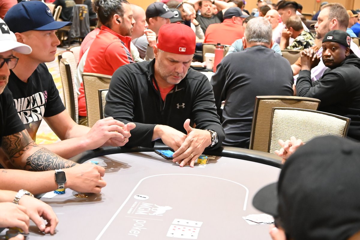 106.7 The Fan tweet media