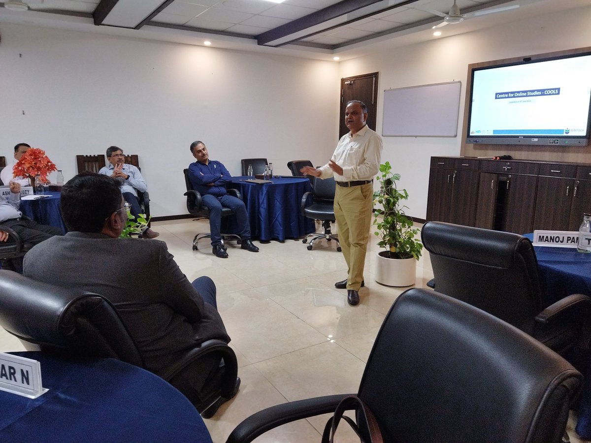 bimtech_cools's tweet photo. MOU signed between BIMTECH and IMARTICUS LEARNING for PGDM online in (a) AI & Data Science (b) Fintech
#pgdmonline #pgdmprogram #PGDMAdmissions #BIMTECH #lifeatbimtech #Imarticus https://t.co/Tv7TofyOe9