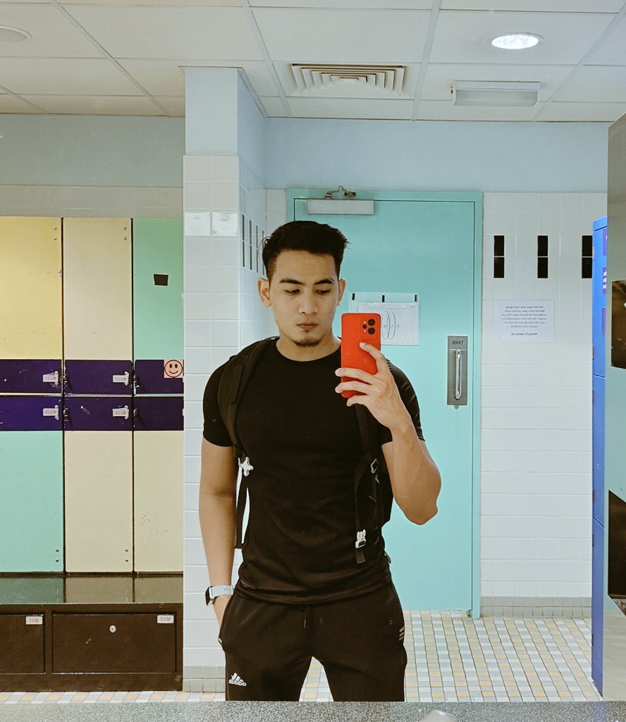 Nak naikkan chest tapi perut pun sibuk sama2 nak up 🥹