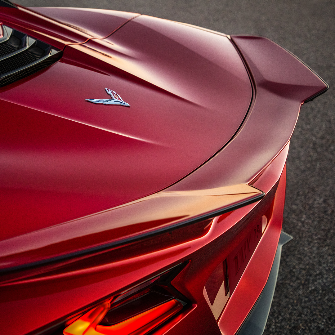 The cutting-edge design of the #CorvetteZ06.​ 
#Corvette #supercar #engine​ #carstagram #vette
--
US pre-production model shown. Actual production model may vary.