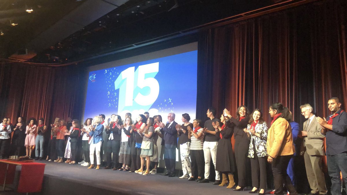 Prefet75_IDF's tweet photo. L’@E2CParis fête ses 15 ans. 
C. Aumonier, sous-préfet de @Prefet75_IDF a salué leur travail en faveur de l’insertion pro et citoyenne des 16 à 25 ans fragilisés et sans emploi. L’occasion de rappeler le soutien de l’État à l'E2C et son engagement à concrétiser cette 2e chance. https://t.co/hKv8hbWeeh