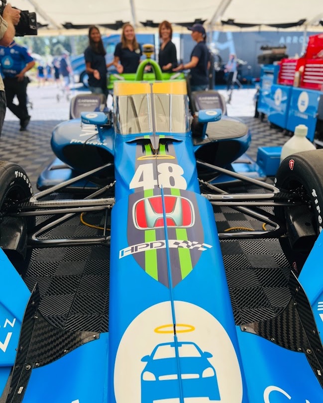 BeAthenianSTEM's tweet photo. What an incredible weekend in the paddock!

@carvanaracing  #GirlsinSTEM #GirlsinTECH #GirlsinEngineering #girlsinMATH #girlpower #AthenaRacing #ClubAthena #girlboss #careerdevelopment #representationmatters #futureisfemale #STEMeducation #indycar https://t.co/JH9wjdQAiU