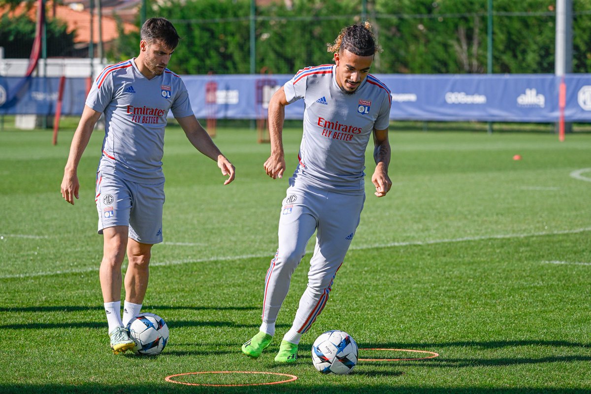 OL's tweet photo. À 2 jours d’#ASMOL 🦾🔴🔵 https://t.co/g0atw6vHTA