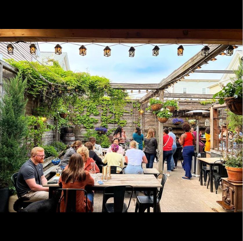 There is one more week of the Taste of Cambridge Dining Passport Program! Use your passport to visit 40+ #Cambridge restaurants through September 16th and don't forget to submit your passport once completed! cambridgechamber.org/taste-of-cambr…