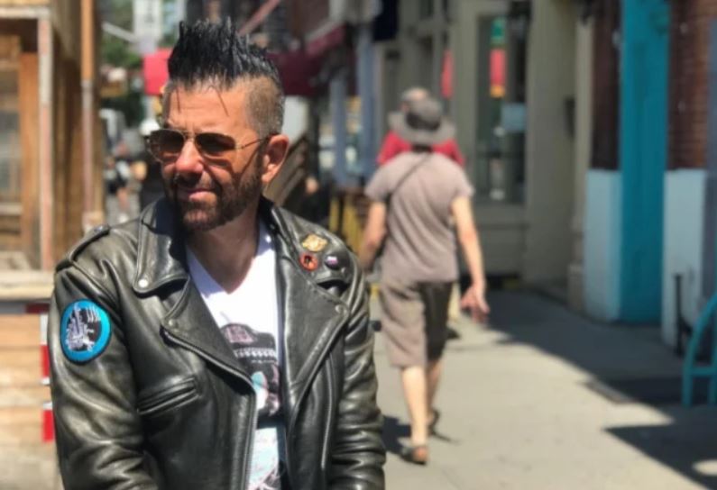 RockStopChris's tweet photo. Great time talking with @RikiRachtman this week on The RockStop! 

LISTEN HERE: https://t.co/vbWHTj7aBR

Few in the rock community have as many awesome stories as Riki. #OFITG is gonna be awesome!

Get your tickets to OFITG here: https://t.co/Muu6TSb7G9

@panthersfan5150 https://t.co/dcXNBM0ozu