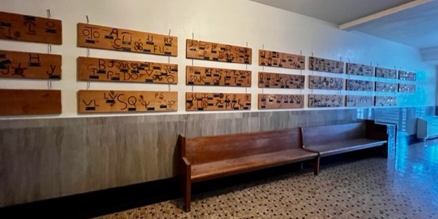 TexasCounties's tweet image. County brands on display in the Young County Courthouse.

Among their several duties, county clerks are custodians of public records such as birth and death certificates, deeds and livestock brands. To learn more about Texas counties, visit texascountiesdeliver.org.

#254Strong