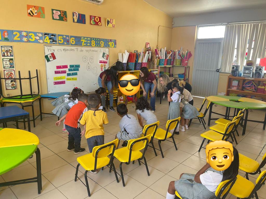 UCaborca's tweet photo. Con apoyo de Practicantes de Lic. en Psicología de UNISON Campus Caborca, se brinda a los Niños y Niñas el tema de Medidas de Autocuidado. #UsaTuCapa #lineadelavida @CapaSonora @DGSMASONORA https://t.co/N2opIfpmug