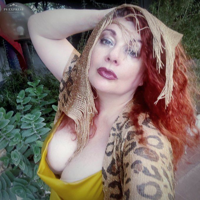 Buona giornata a tutti. Vi amo tantissimo.  #love #amor #amore #Liebe #amour #FolloMe #FolloForFolloBack<a href="/tag/love"class="tags">#love</a><a href="/tag/beautiful"class="tags"><span>#beautiful</span></a><a href="/tag/amore"class="tags"><span>#amore</span></a><a href="/tag/amor"class="tags"><span>#amor</span></a><a href="/tag/star"class="tags"><span>#star</span></a><a href="/tag/fans"class="tags"><span>#fans</span></a><a href="/tag/hard"class="tags"><span>#hard</span></a><a href="/tag/webcam"class="tags"><span>#webcam</span></a>