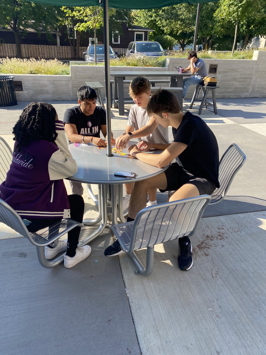 mrsremegi's tweet photo. A little friendly competition in Junior AVID this morning trying some minute to win it games! #wearedgn #teambuilding #avid11 https://t.co/BeRON2StGV