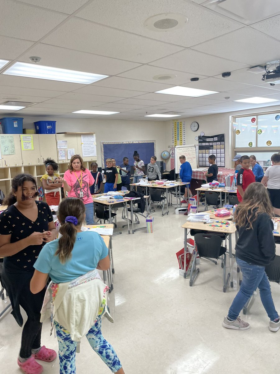 Joshua Guthrie (@mrguthriewcs) on Twitter photo Fourth grade students participating in a gallery walk in <a href="/MrsHendersonWCS/">Mrs Tina Henderson WCS</a> classroom to look at students work using multiplication tiles. #lincolnpridewcs Fourth grade students participating in a gallery walk in <a href="/MrsHendersonWCS/">Mrs Tina Henderson WCS</a> classroom to look at students work using multiplication tiles. #lincolnpridewcs