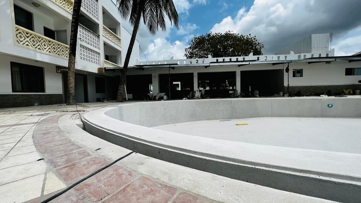 HasnainSNoorani's tweet photo. Something coming up soon! Our newest baby! Still in the finishing stages. Another 1.5 to 2 more months before we announce the opening!
Can you guess the location? and why you think it’s there?
#HasnainNoorani #newhotel #magicalkenya #tembeakenya #PrideInn #PrideGroup https://t.co/9M81EKGHkY
