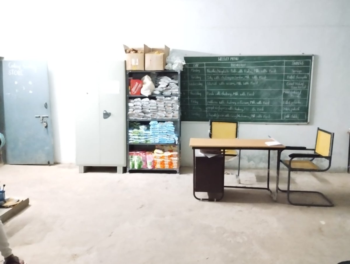 codeacadtswreis's tweet image. As a part of Swachh Gurukul Drive , Coding Academy involved in cleaning kitchen and dining area.
#Day4 #swachhgurukul @codeacadtswreis @TSWREISOCIETY @DRonaldRose