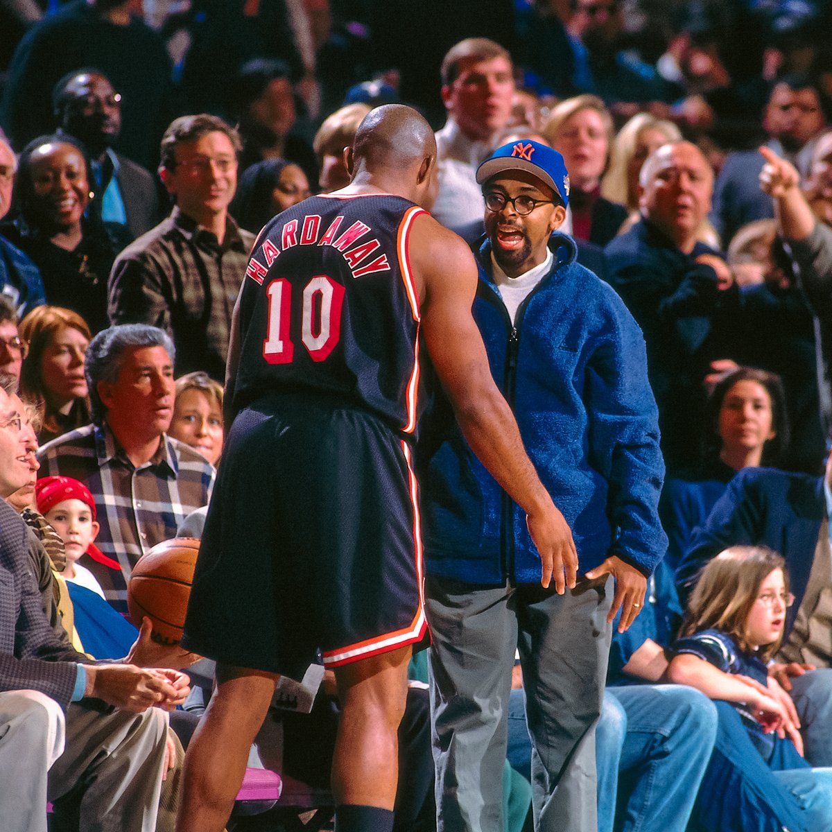 MiamiHEAT's tweet photo. Y'all like talking 90's NBA? Keep Hall of Famer @HardawaySr in those conversations. #HardawayHOF https://t.co/bpylt72DOC