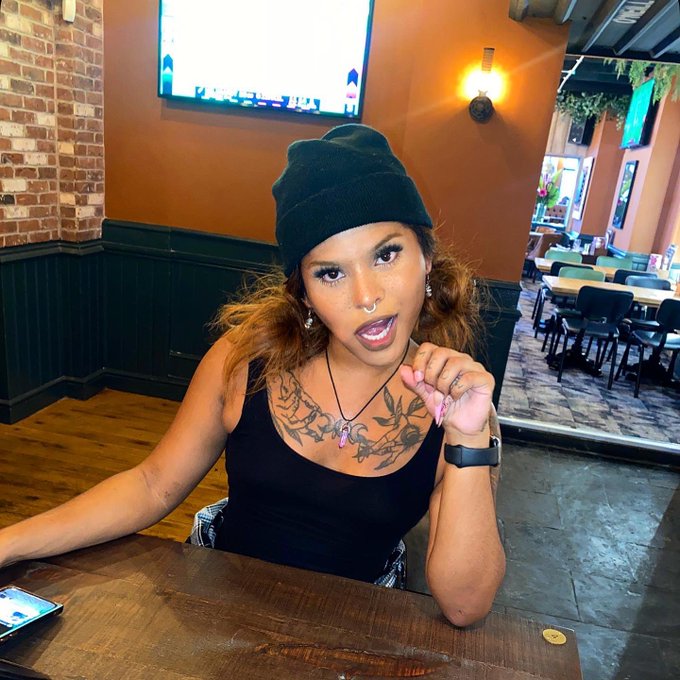 Always got giving head on my mind, any volunteers? #trans https://t.co/SRIoCalWsb<a href="/tag/trans"class="tags"><span>#trans</span></a>