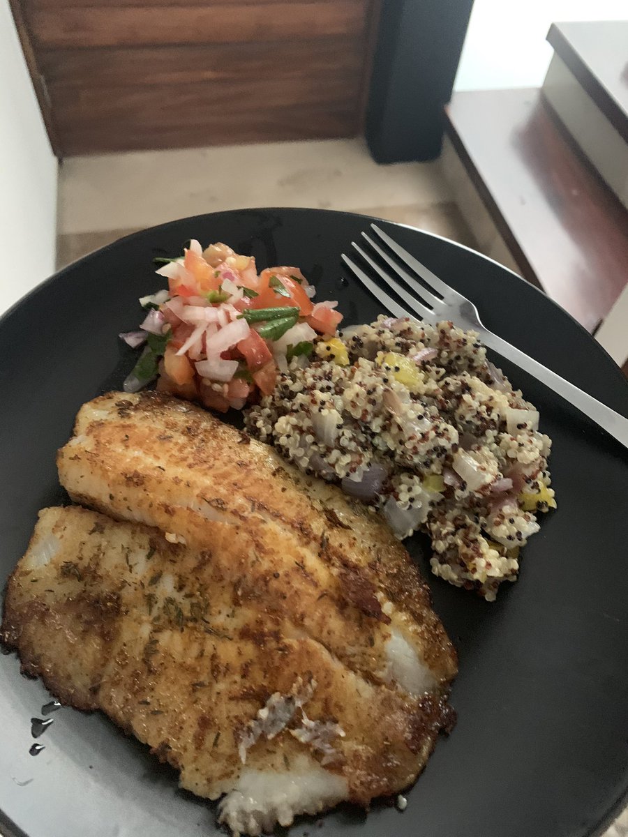 SolSteaks's tweet photo. After a small run with a stomach bug, I got to cooking last night. Pan fried seasoned tilapia with quinoa and fresh pico de Gallo. #degendiner #solsteaks #solana #solnft #NFTCommunity #NFTProject https://t.co/Bc48DKoCFQ