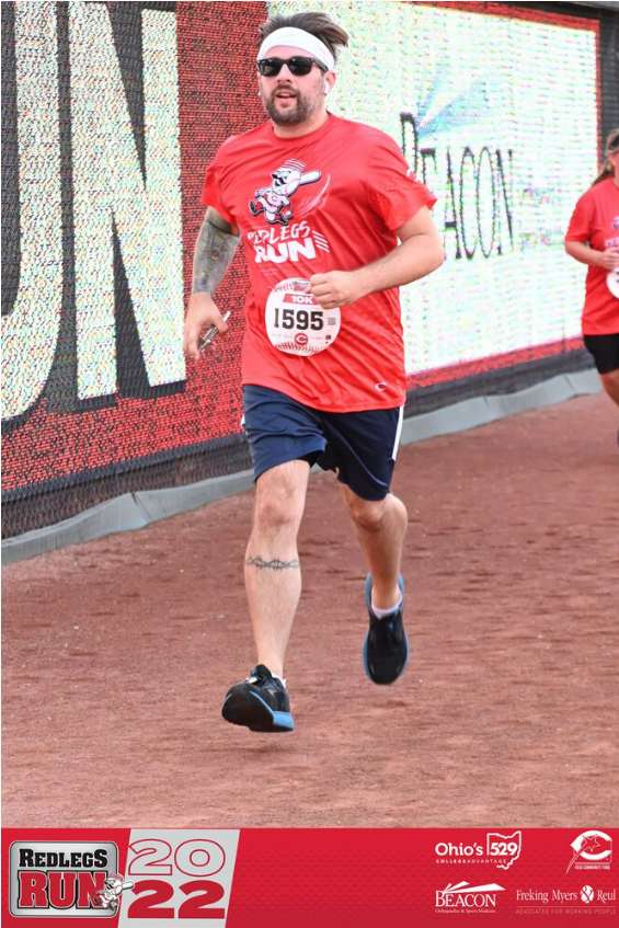 willouej's tweet photo. Oh look, I am a superhero and defying gravity during the #RedLegsRun https://t.co/GGws0IZPAJ