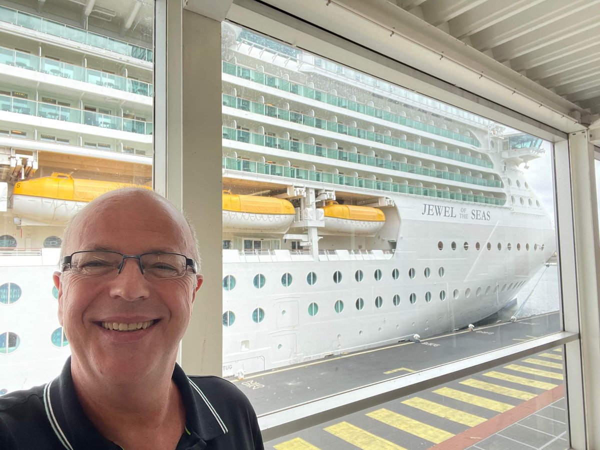 Small world! Just left Jewel of the Seas as my Dad joined it today!! 😃