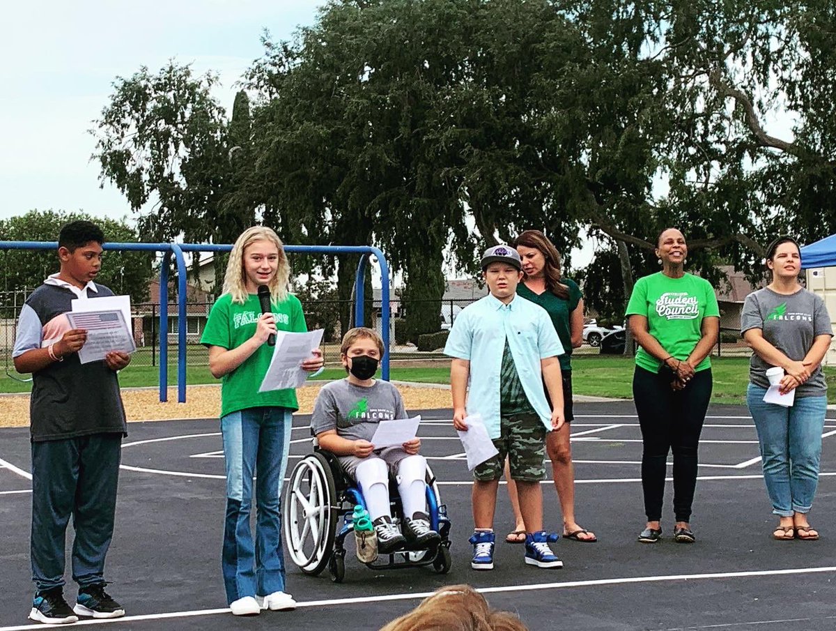 Fern Drive School tweet media