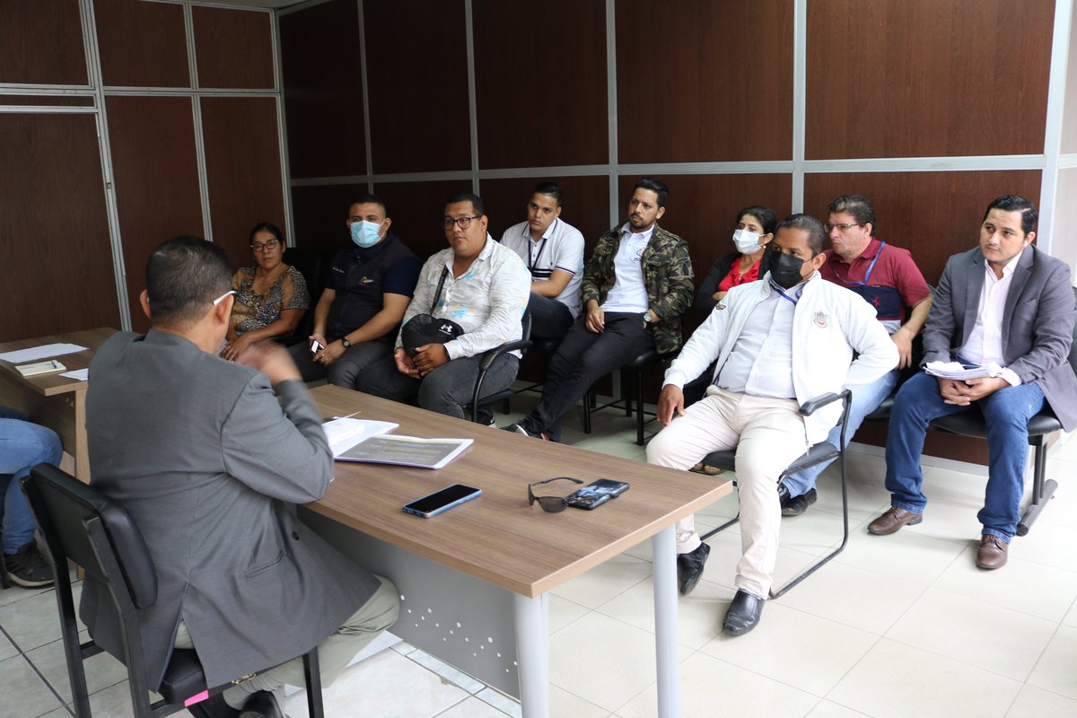 CJLosRios's tweet photo. La capacitación es dictada por el Dr. Nelson Campbell,  Juez de la Corte Provincial de Justicia de #LosRíos , quien explica que un correcto procedimiento en la citación judicial  evita  nulidades en la procesos jurisdiccionales. https://t.co/5tsT1fvo6w