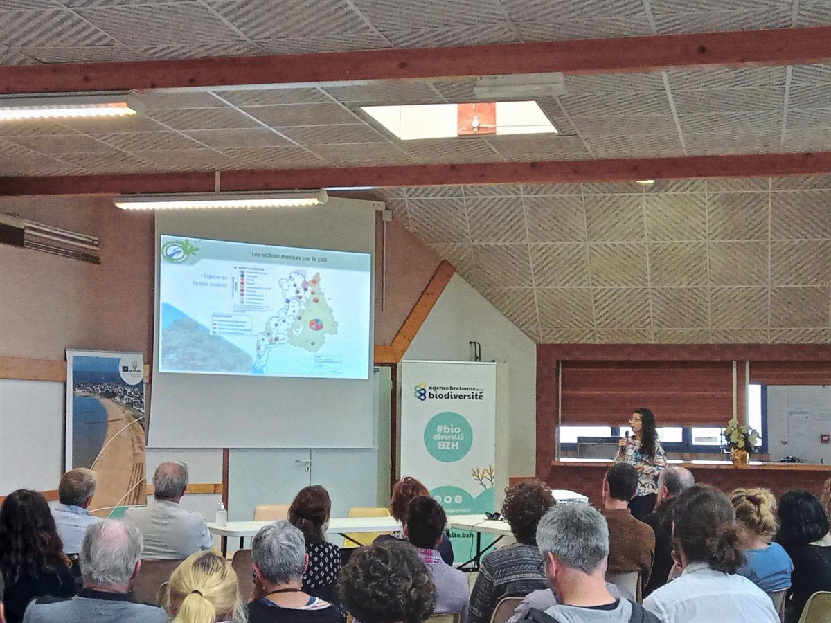 Les Solutions d'adaptation fondées sur la Nature étaient aujourd'hui à l'honneur à Gâvres !🌊🌱

Panorama de l'adaptation en Bretagne, retours d'expériences et visite d'un site de restauration dunaire : une journée féconde organisée par @biodiversiteBZH et <a href="/LorientAgglo/">Lorient Agglo</a>  🌍