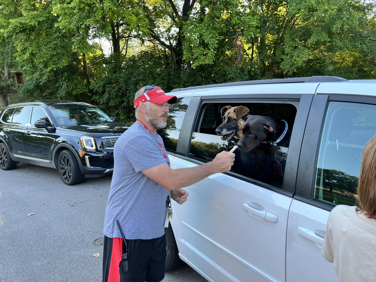 Adam Kealen (@drk_wms) on Twitter photo Not only are our students excited to be <a href="/pkwywestmiddle/">Parkway West Middle</a> but the family dogs are too! Free dog treats from Coach Lilledahl every morning at parent drop off! Might be one of the best parts of my day 🐶🦴😁 <a href="/ParkwaySchools/">Parkway Schools</a> #community Not only are our students excited to be <a href="/pkwywestmiddle/">Parkway West Middle</a> but the family dogs are too! Free dog treats from Coach Lilledahl every morning at parent drop off! Might be one of the best parts of my day 🐶🦴😁 <a href="/ParkwaySchools/">Parkway Schools</a> #community