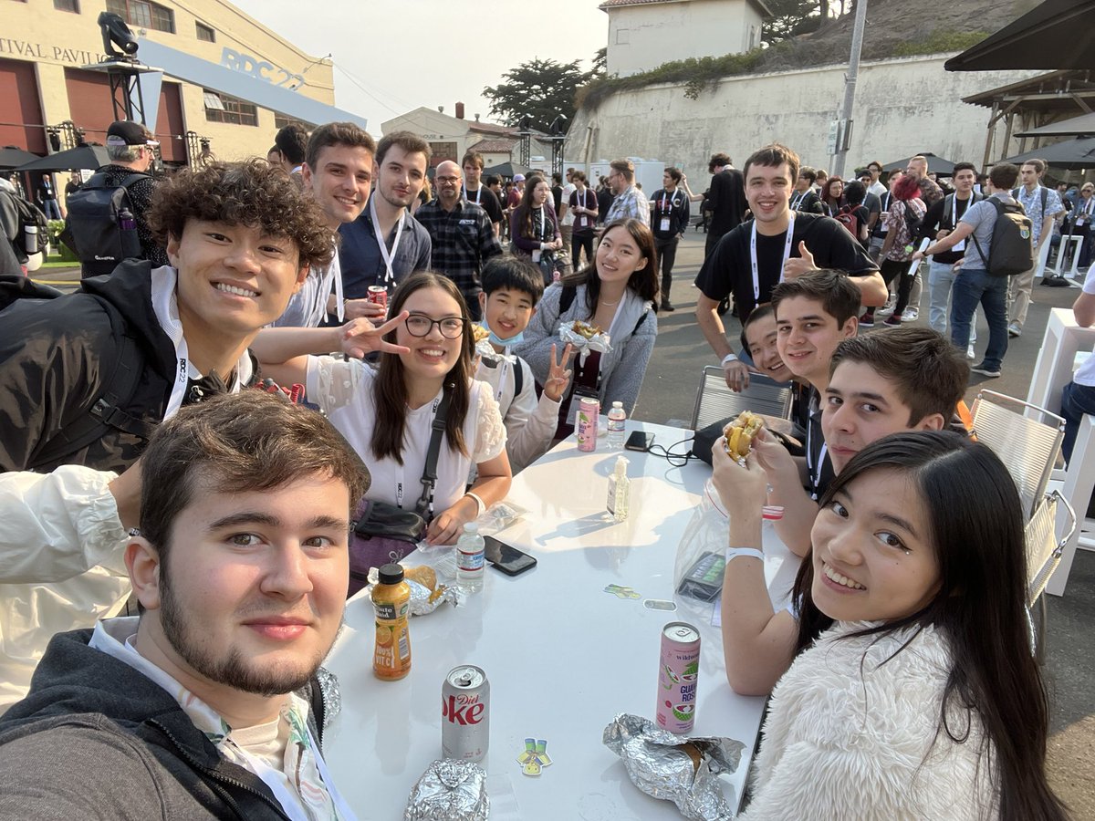 EvanZir's tweet image. #RDC2022 - Day #1