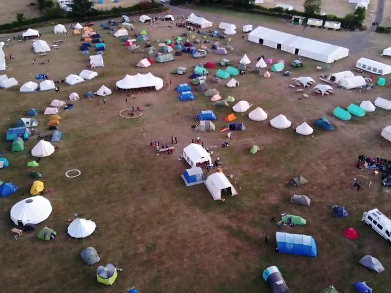 Our end of summer picnic was great chance to recall an amazing time at international camp. In #Village19 we joined others from Bolivia, Denmark, Italy, Reigate &amp; Redhill, Glasgow and Stroud. So many great memories. Thanks <a href="/CGCamp2022/">Common Ground</a> for a wonderful time. <a href="/woodcraftfolk/">Woodcraft Folk 🌍</a> @IFMSEI
