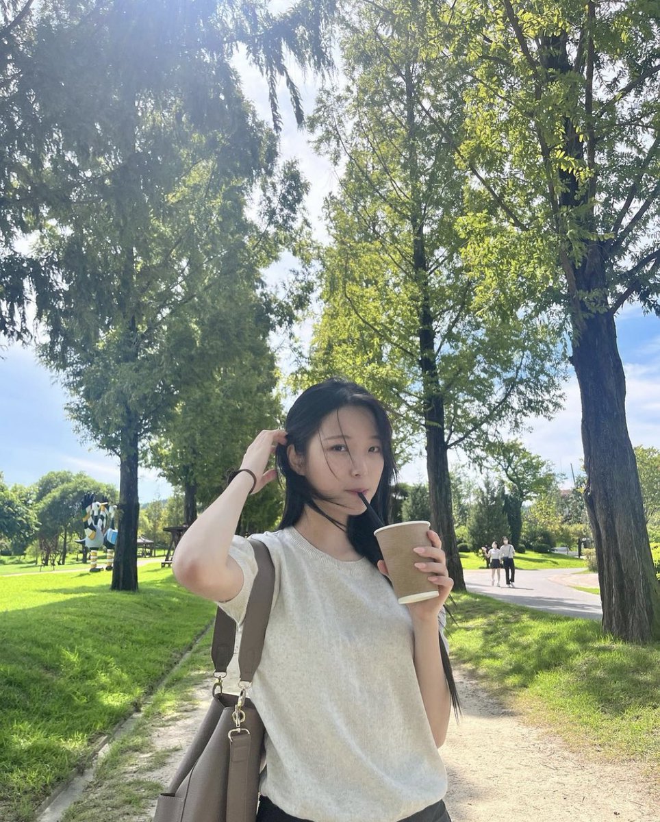 jiheon pics! tweet media