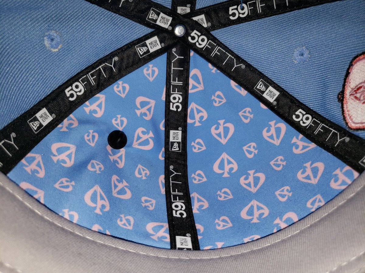 Dank1TheVandal's tweet photo. The first hat with a sidepatch that I immediately knew I had to have. A hat on a hat is an auto for me plus the sky-blue suede brim, dope liner, ripstop material UV, and this sidey is incredible, not the same as all the others sold. @CapaddictsCom #Capaddicts #EatSleepRepeat https://t.co/Cc447HNQ7W