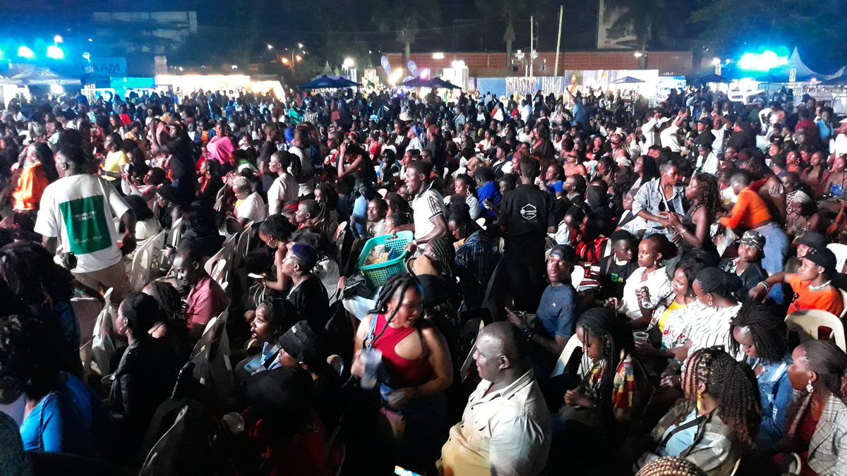 Chano8Mag's tweet photo. Live: It's just getting started at at Lugogo Cricket Oval where @Swangz_Avenue's singer Winnie Nwagi (@FirebbyUg) is holding her maiden cocert.

This is the VIP section.

#WinnieNwagiFireConcert
#WinnieNwagi
#Chano8Updates 
#Chano8Live 
@ClubPilsener 
@KTevents https://t.co/SMRbuBPR6j