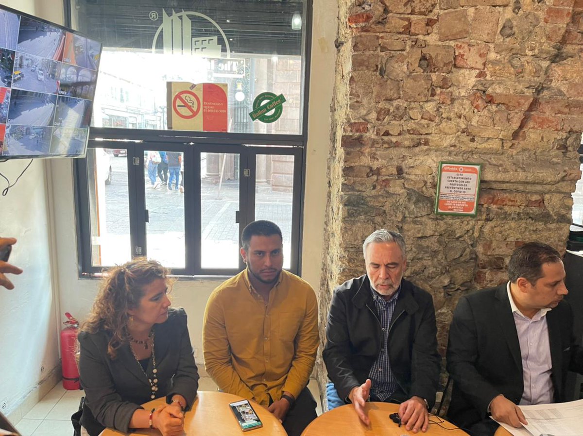 lopezramirez_'s tweet photo. En #RUEDADEPRENSA con @aramirezcuellar y @acarvajalh anunciando una gira estatal para recoger las causas del sector campesino y el sector laboral y presentar un plan de trabajo para profundizar la 4T hacia abajo y a la izquierda.
 #EsClaudia https://t.co/fOQSl1Y3C5