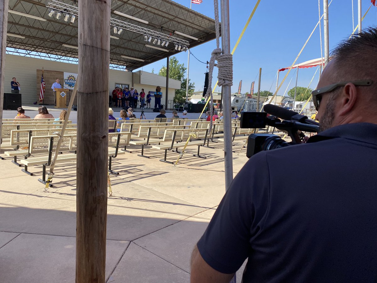 LilyWuKansas's tweet photo. Kicking off the 109th annual Kansas State Fair. This is a celebration of everything and everyone in #myKansas🌻
@KansasStateFair organizers hope to get back to 325,000-350,000 attendance this year (281,000 attendance in 2021).
#WheresWu #kwch12 #WorkWithWu #ksf22 #KSfair https://t.co/B2I9Qptgqq