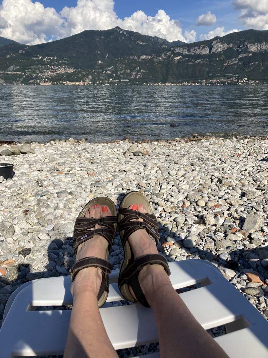 Italy is full of joyful #macsmoments #lakecomo