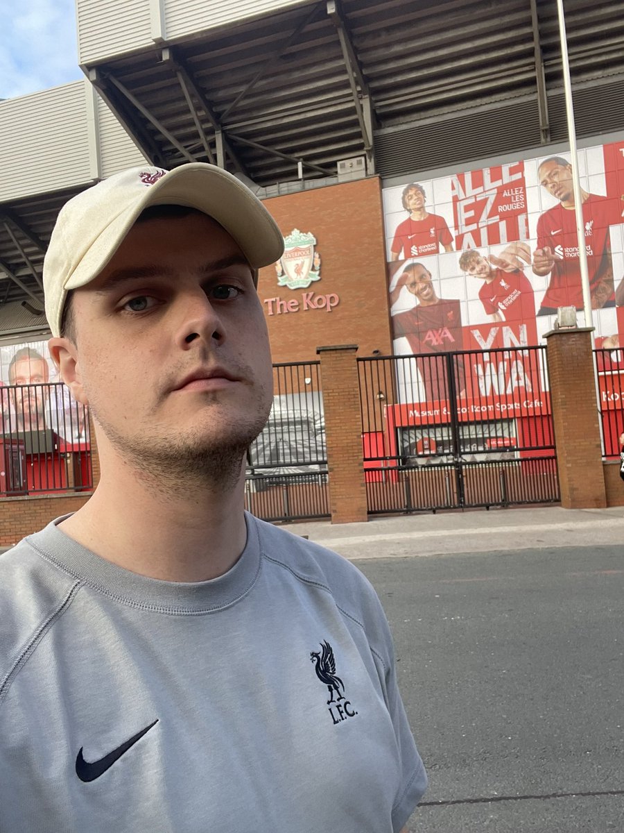 KodyClark_'s tweet photo. @MenInBlazers @budweiserusa Gutted. https://t.co/FrIItpzP6b