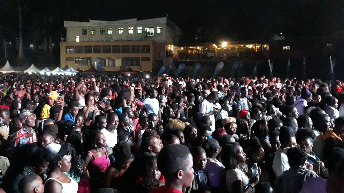 Chano8Mag's tweet photo. ...still at singer Winnie Nwagi aka @FirebbyUg's concert happening now at Lugogo Cricket Oval. It is full house in the Ordinary Section too.

#WinnieNwagiFireConcert
#WinnieNwagi
#Chano8Updates 
#Chano8Live 
@ClubPilsener https://t.co/norHut6gvh