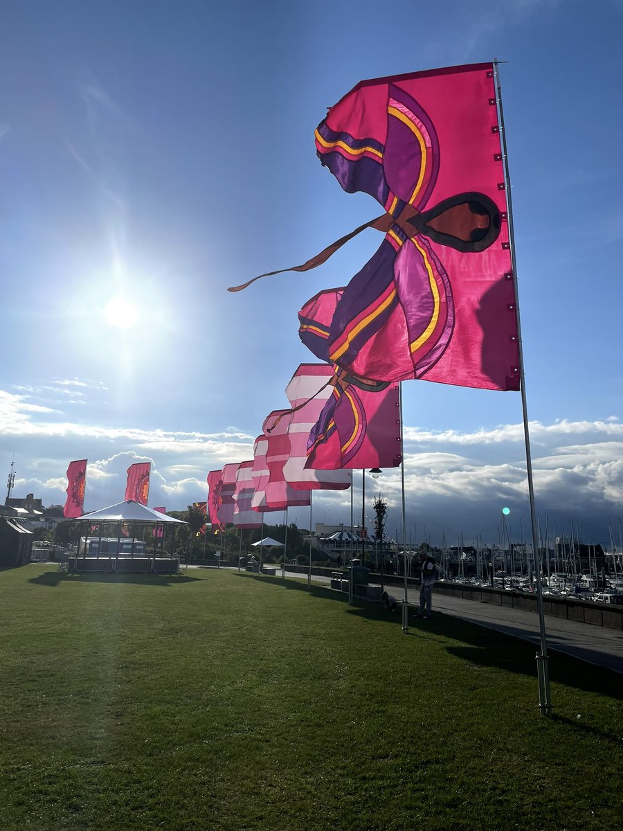 InvestwiseFP's tweet image. Howth looking fabulous this evening! Looking forward to the festival this weekend! @VisitHowth_ @HowthMaritime