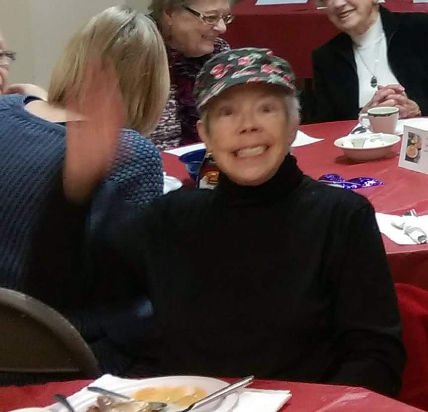 ststephensfargo's tweet photo. Prayers for the repose of the soul of Holly Holden-Eklund, who died last evening in her home. Holly was a faithful member of St. Stephen’s and a very dear friend to many of us. 
Please keep Michael in your prayers at this time, as well. https://t.co/wJH9AxqwIQ
