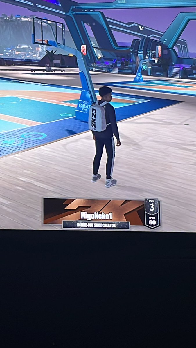 NbaNeko's tweet photo. #2k23 #help @Ronnie2K I preordered the game and used my 100k bc on my player and my ovr reset and my all my stuff is basically gone and my badges … ??? https://t.co/9OeMvcjcZh