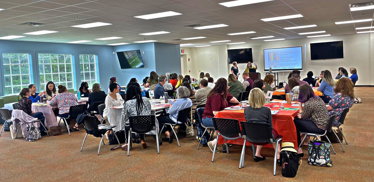 ThatGuyFSU's tweet photo. #TeamGeorgiaLibraries is learning all about adult services & programming at the Adult Palooza in lovely Ellijay Georgia! #TeamGPLS is proud to sponsor lunch and Mazi keynote! #LibrariesRock https://t.co/aHz49s3gL5