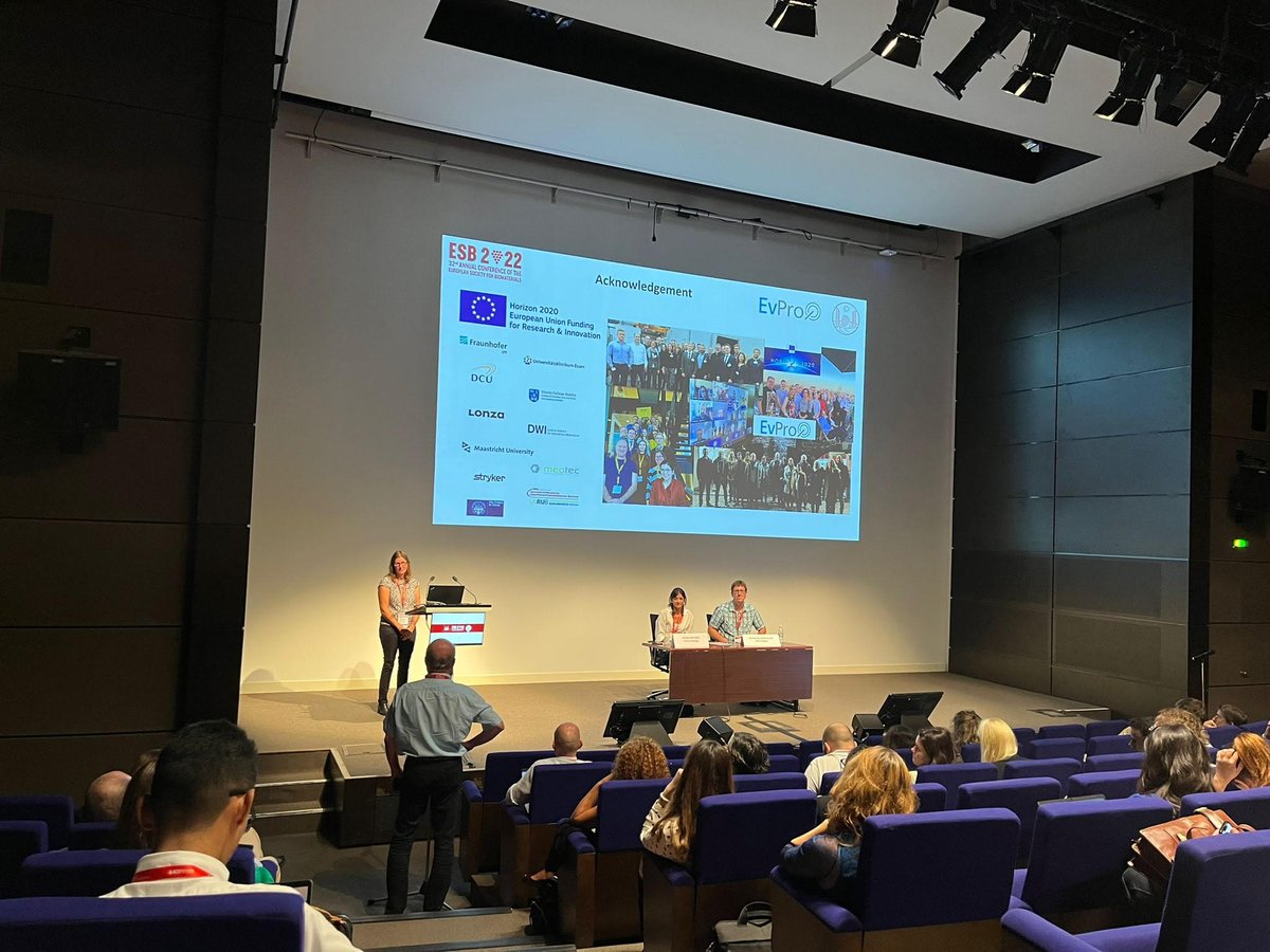 Great to see our colleague Dr. Claudia Skazik-Voogt from FhG Institute for Production Technology in Aachen present on behalf of the #EVPro (lnkd.in/dEMaNQy) Project Consortium at the annual European Society for Biomaterials Conference #ESB2022 (lnkd.in/eB2kXHuV)