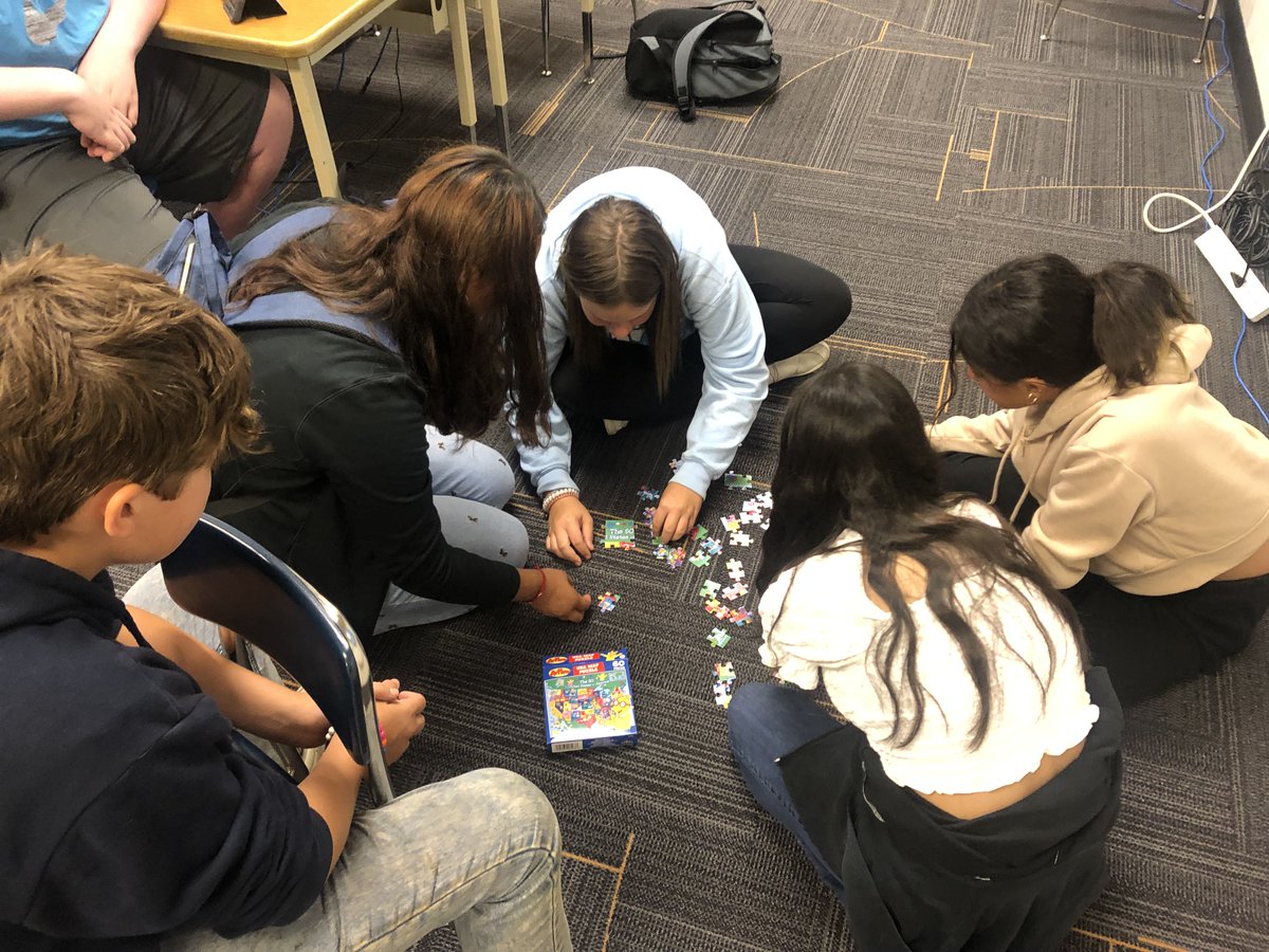 Mrs. Wusterbarth's students practiced team management skills. Teamwork is vital to successful businesses, and Mrs. Wusterbarth brought interpersonal skills to the forefront to help students succeed academically. #RSSExtraordinary #SEMSPatriotPride