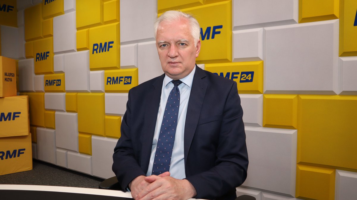RMF24pl's tweet photo. Gościem @KZiemiec będzie w sobotę lider @Porozumienie__ @Jaroslaw_Gowin https://t.co/AFZO1THSKC https://t.co/qmTCbpBIqF