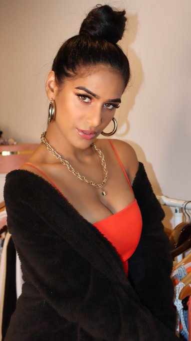 RED. https://t.co/DRPUyjfIsr